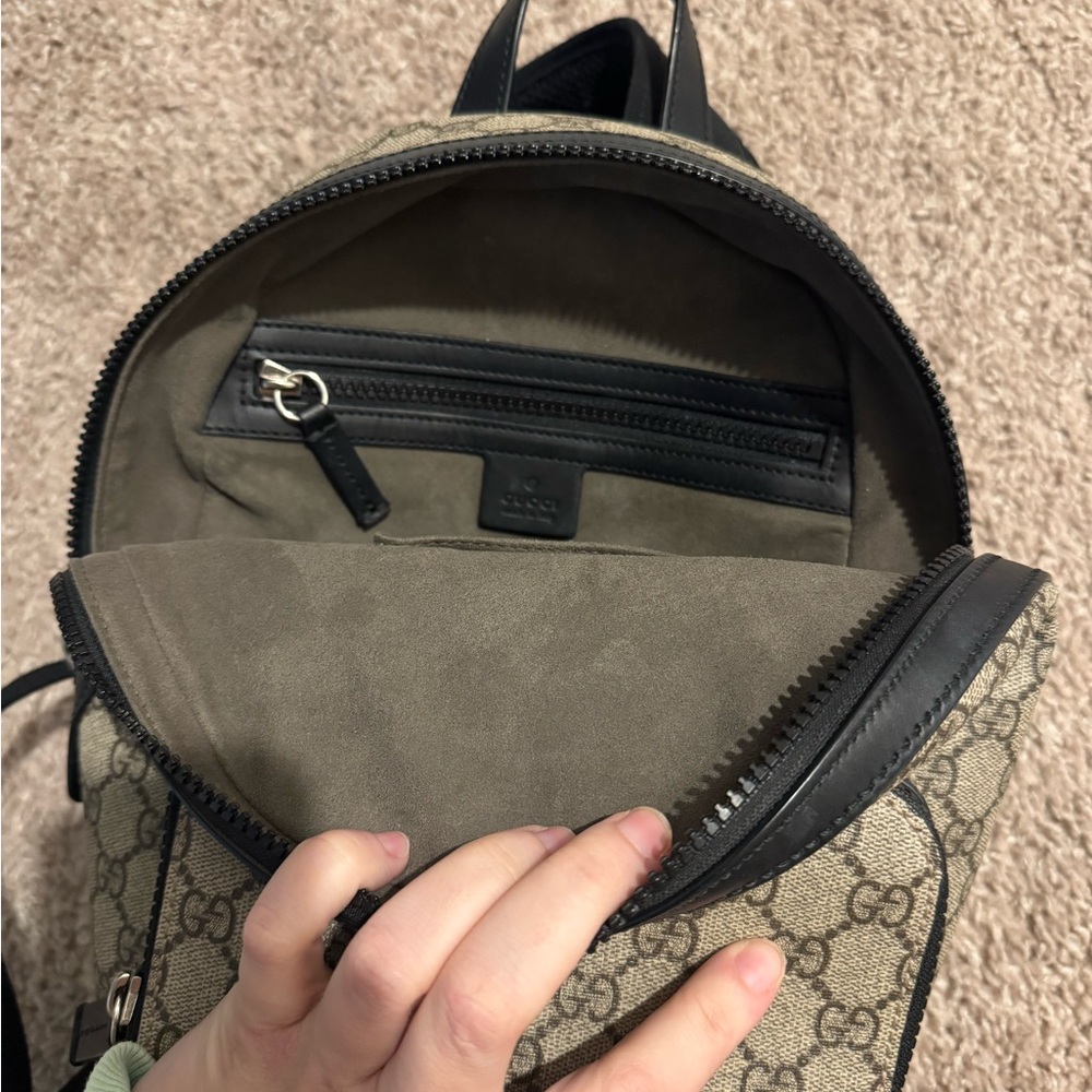 Gucci Backpack - Picture 5 of 8